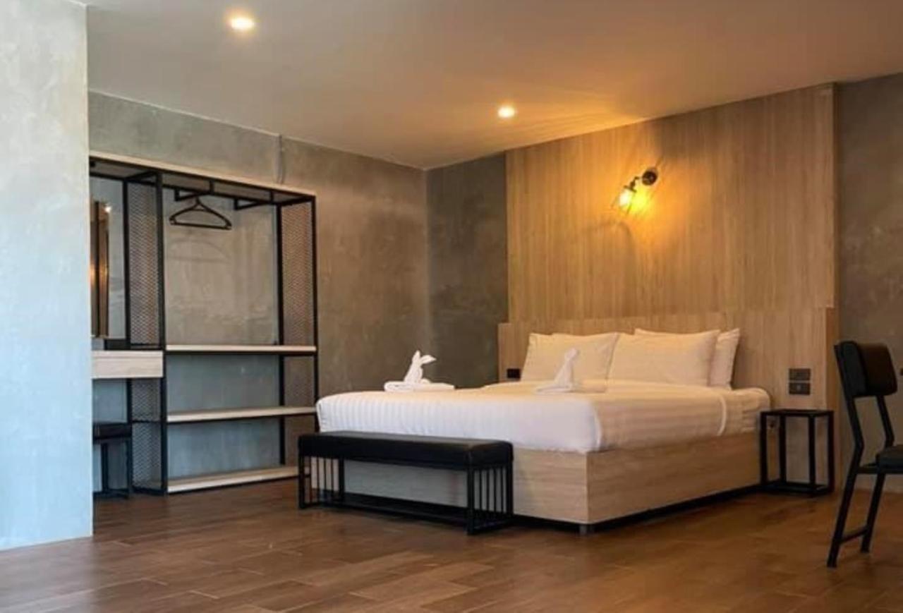 Rabbit Hotel Phimai Eksteriør bilde