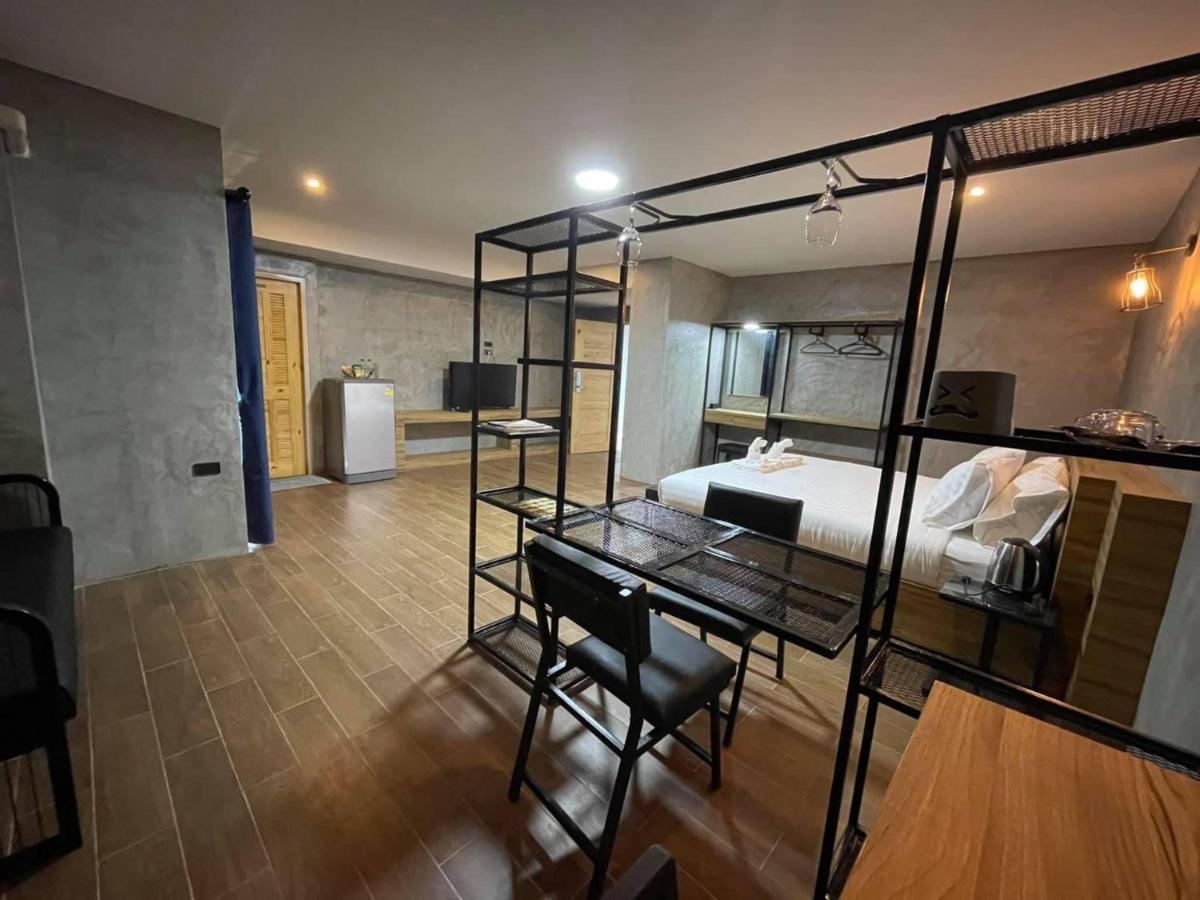 Rabbit Hotel Phimai Eksteriør bilde