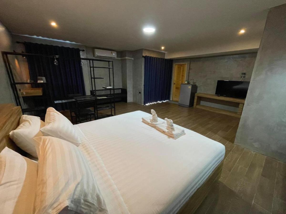 Rabbit Hotel Phimai Eksteriør bilde